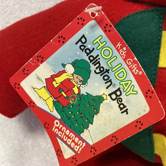 nwt 1997 vintage holiday paddington bear with ornament red coat green hat - Picture 3 of 9
